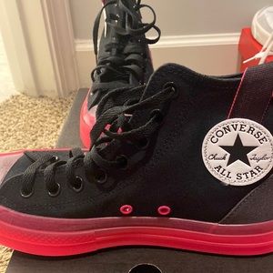 Chuck Taylor All Star CX Unisex High Top Shoe Black Hyper Pink